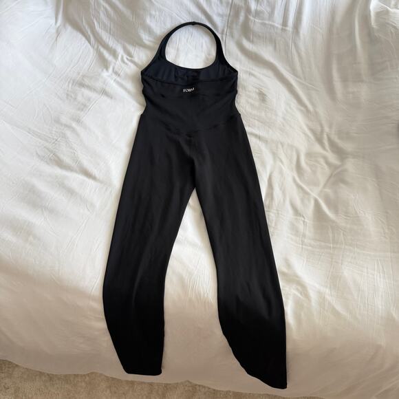 NWT Form Activewear Halter Onesie Black Bodysuit Jumpsuit Size M - Picture 7 of 9